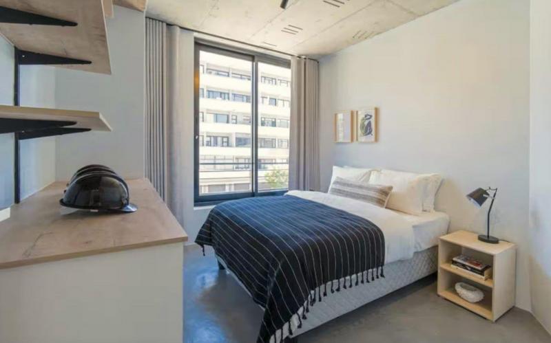 2 Bedroom Property for Sale in Sea Point Western Cape
